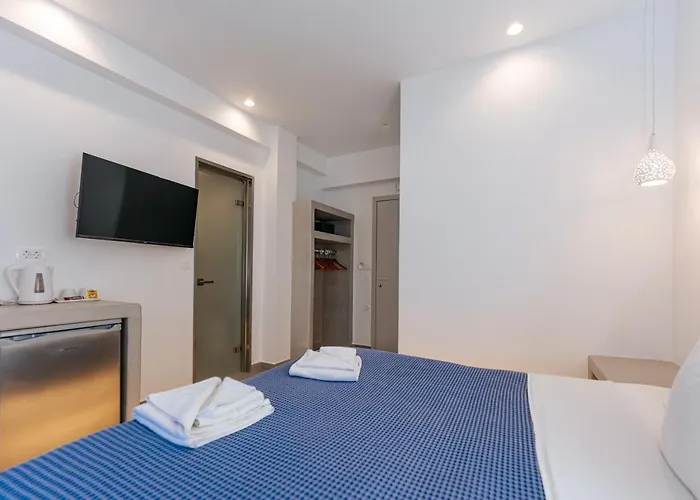 Anna's 4* Karterados (Santorini)