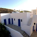 Anna's 4* קרטראדוס