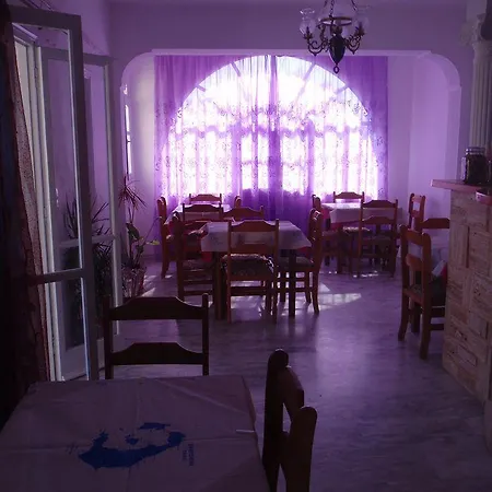 Pensjonat Anna's Karterados (Santorini)