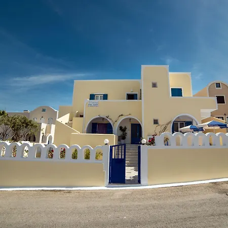 Anna's Karterados (Santorini)