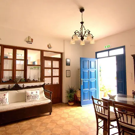 Guest house Anna's 4*