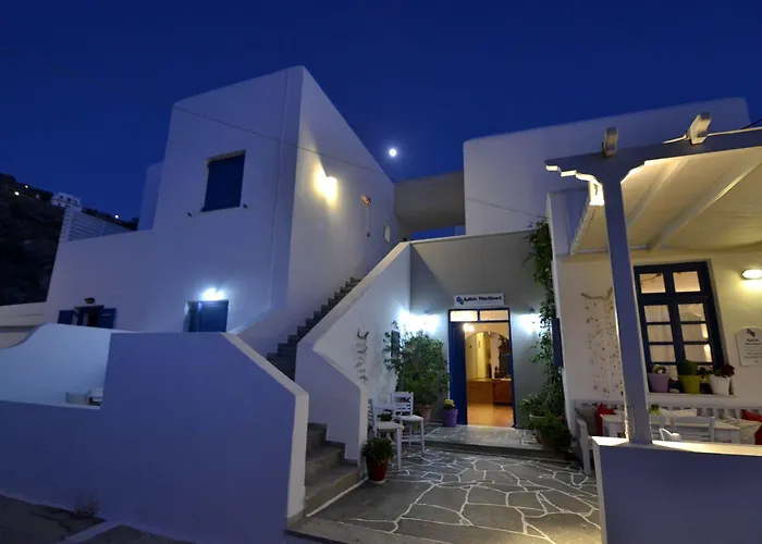 Anna's Karterados (Santorini)