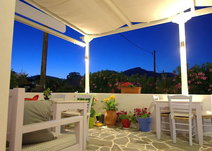 Anna's Karterados (Santorini)