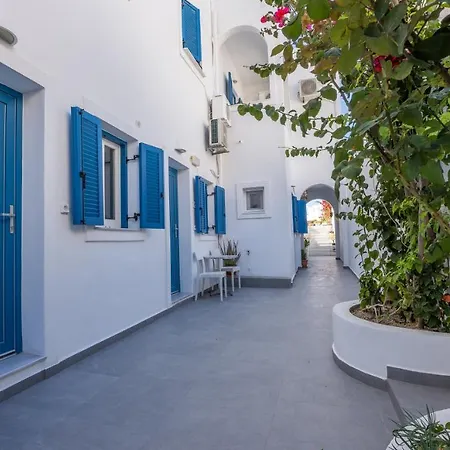Anna's Guest house 2*