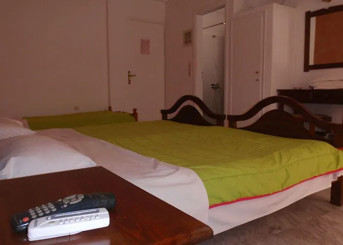 Anna's 4* Καρτεράδος